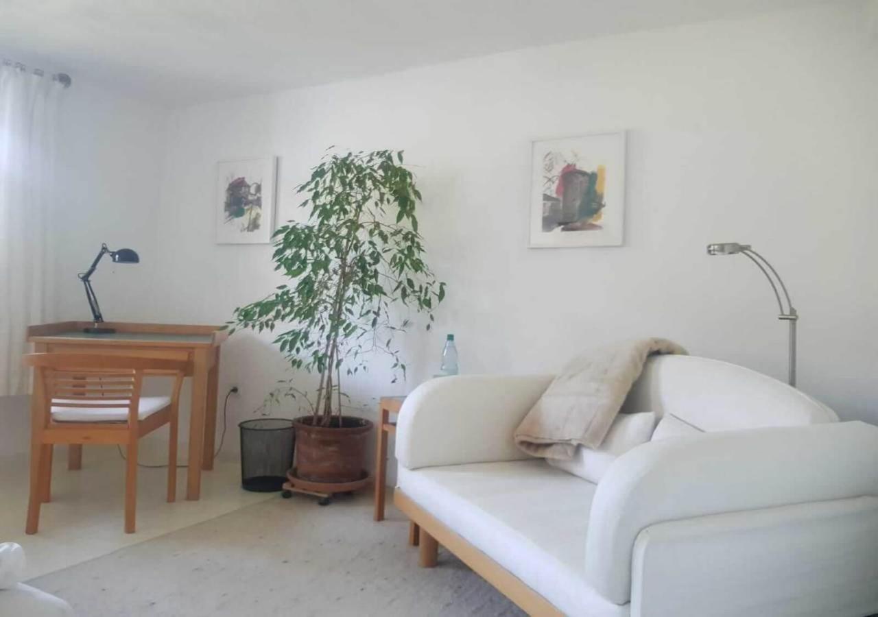 Aeltestes Haus In Quentel - Ferienwohnung 1 Mit Kleinem Garten Lichtenau Екстериор снимка