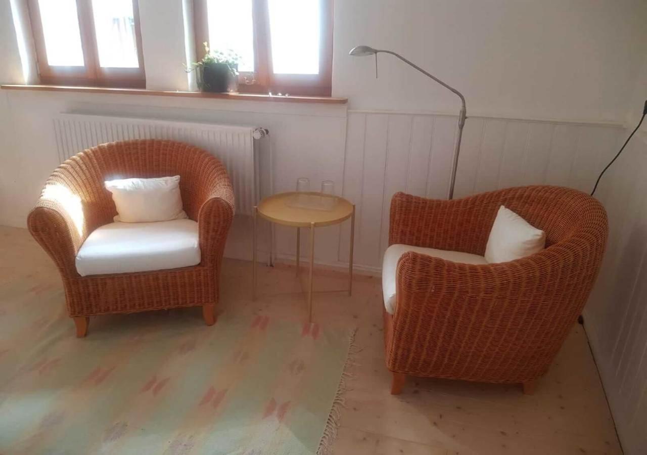 Aeltestes Haus In Quentel - Ferienwohnung 1 Mit Kleinem Garten Lichtenau Екстериор снимка